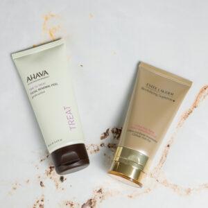 Ahava a Estée Lauder